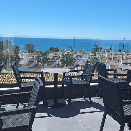 The Orange House Boutique And Upstairs Rooftop Bar Center Of 100m From The 3* La Cala De Mijas