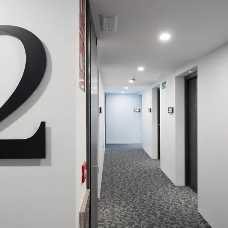 The Orange House Boutique And Upstairs Rooftop Bar Center Of 100m From The 3*