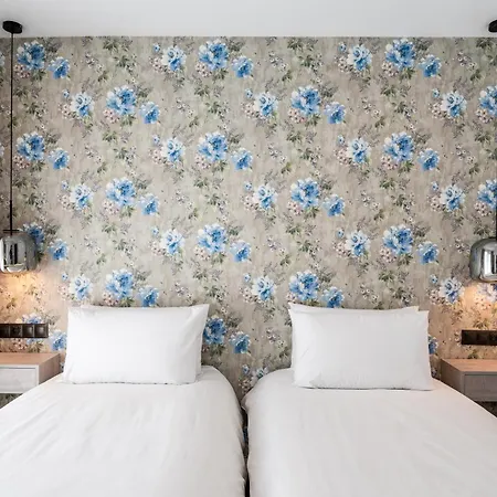 The Orange House Boutique And Upstairs Rooftop Bar Center Of 100m From The La Cala De Mijas