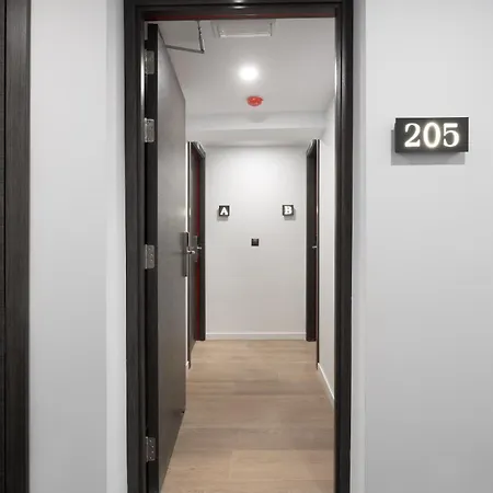 Hotel The Orange House Boutique And Upstairs Rooftop Bar Center Of 100m From The La Cala De Mijas