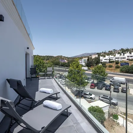 Hotel The Orange House Boutique And Upstairs Rooftop Bar Center Of 100m From The La Cala De Mijas